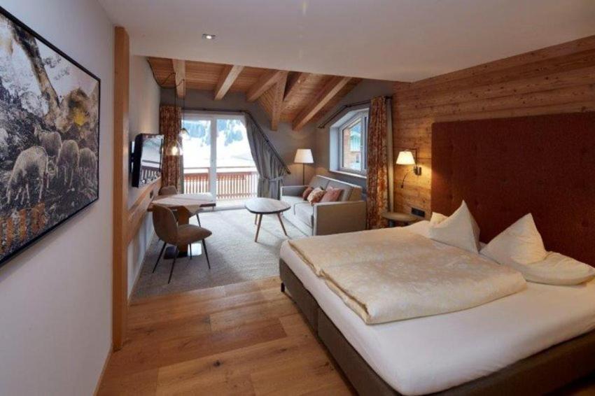 Alpenjuwel Rohnenspitze Hotel Zoblen Exterior photo