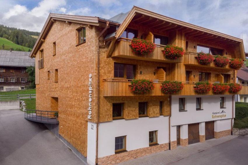 Alpenjuwel Rohnenspitze Hotel Zoblen Exterior photo